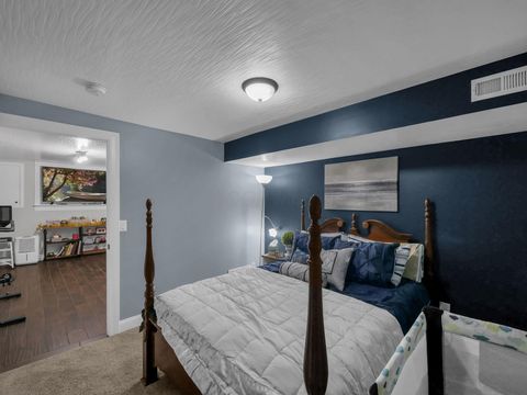 Tiny photo for 3704 Carlotta Street, Grove City, OH 43123 (MLS # 225040547)