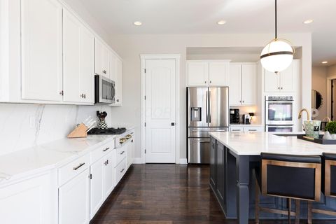 Tiny photo for 2839 Highland Woods Boulevard, New Albany, OH 43054 (MLS # 226011263)