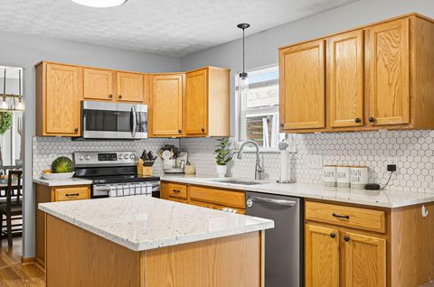 Tiny photo for 6109 Nasby Drive, Galloway, OH 43119 (MLS # 225037399)