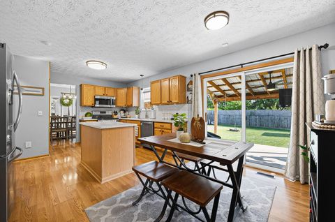 Tiny photo for 6109 Nasby Drive, Galloway, OH 43119 (MLS # 225037399)