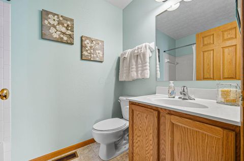 Tiny photo for 6109 Nasby Drive, Galloway, OH 43119 (MLS # 225037399)