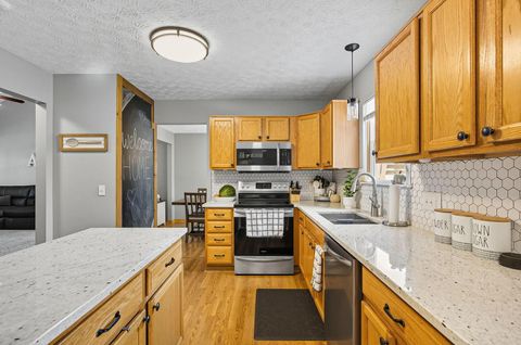 Tiny photo for 6109 Nasby Drive, Galloway, OH 43119 (MLS # 225037399)