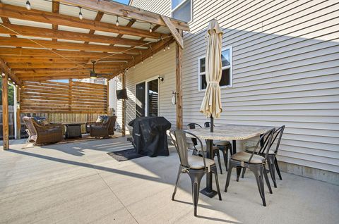 Tiny photo for 6109 Nasby Drive, Galloway, OH 43119 (MLS # 225037399)