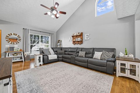 Tiny photo for 6109 Nasby Drive, Galloway, OH 43119 (MLS # 225037399)