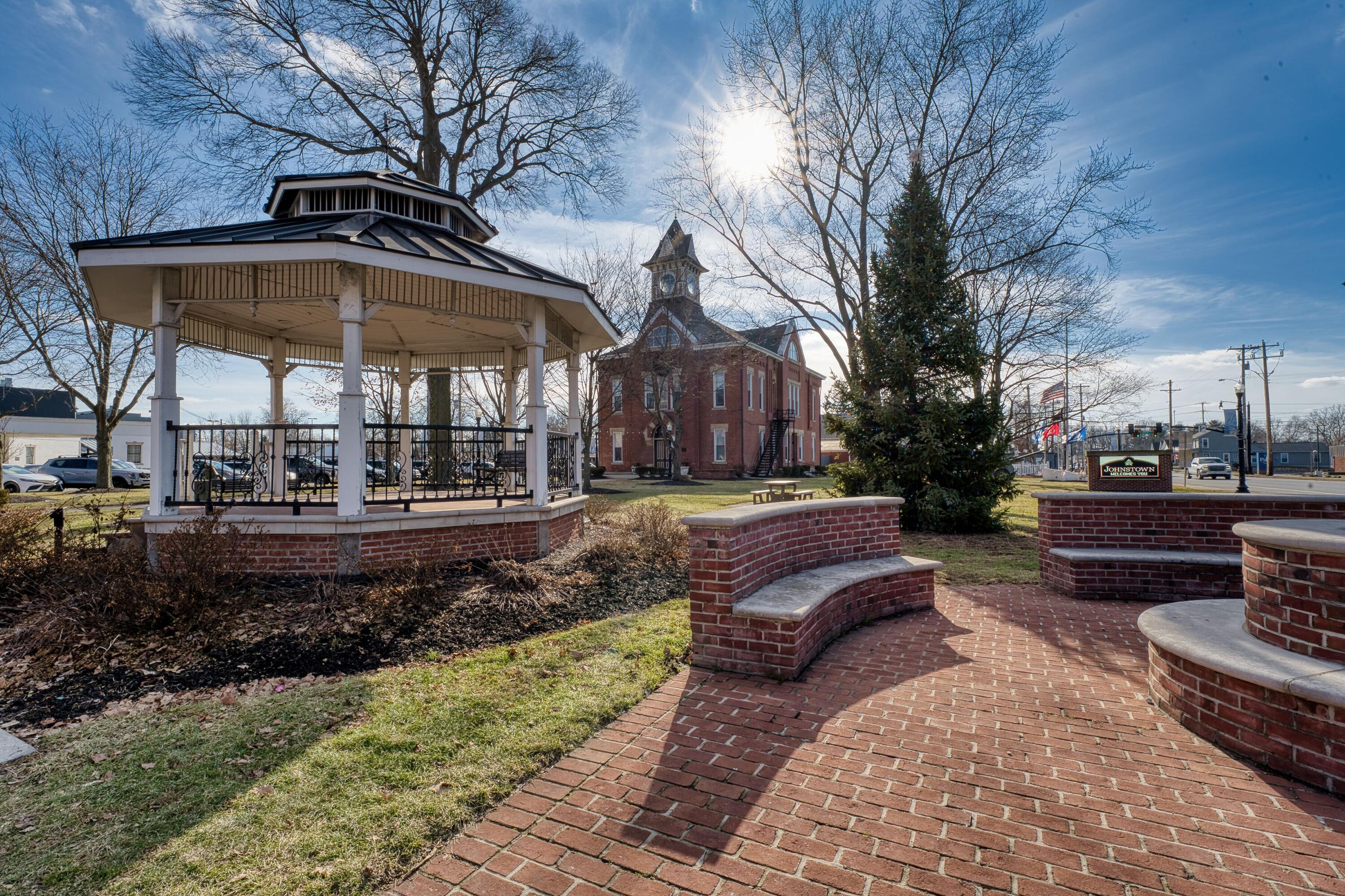 371 Buena Vista Drive, Johnstown, Ohio image 17