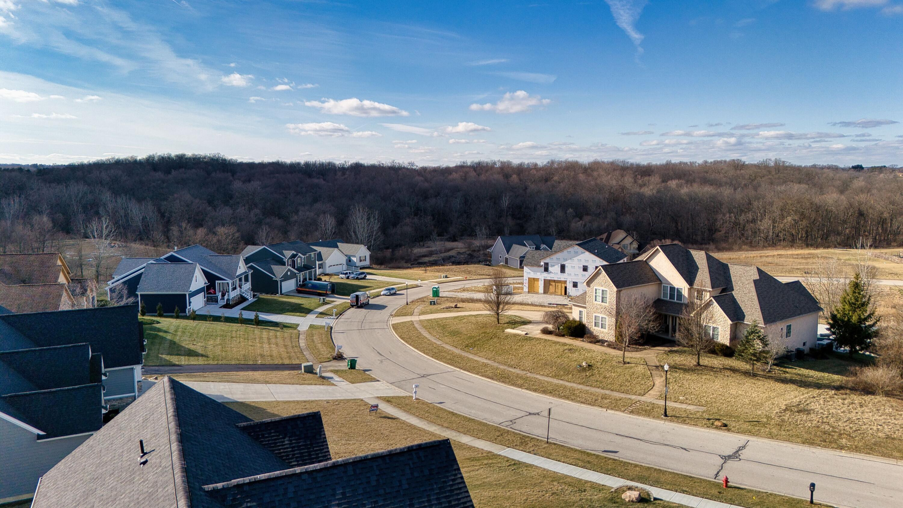 371 Buena Vista Drive, Johnstown, Ohio image 9