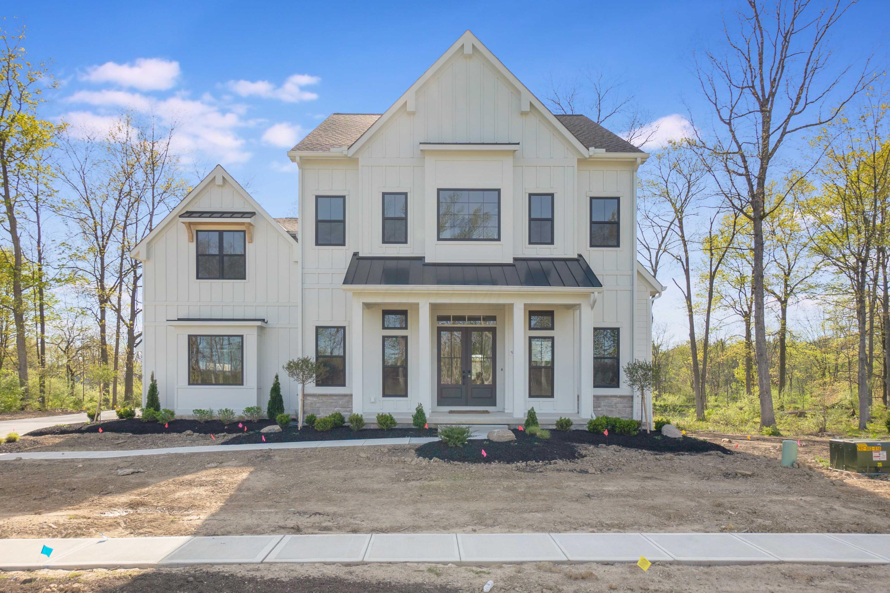 9015 Fox Field Path, Plain City, Ohio image 1