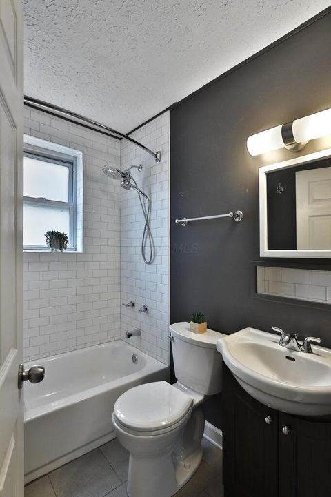 Tiny photo for 122 N Westgate Avenue, Columbus, OH 43204 (MLS # 226013904)