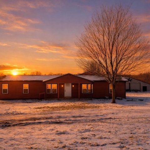 Photo of 12183 Young Road, Amanda, OH 43102 (MLS # 226001625)