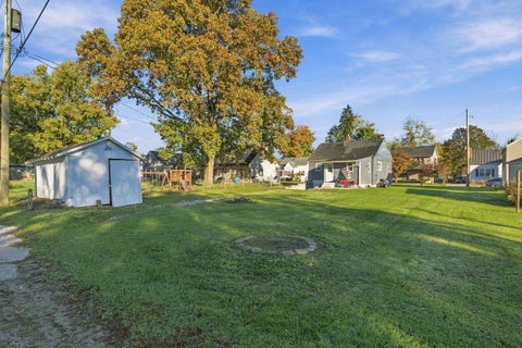 Tiny photo for 33 W Postal Avenue, Newark, OH 43055 (MLS # 226039866)