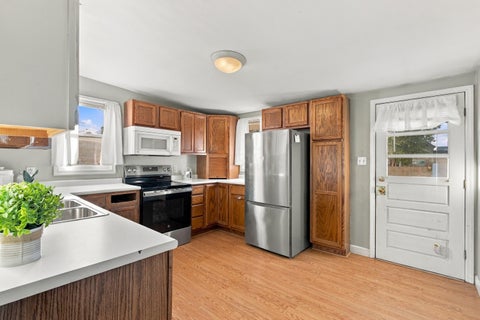 Tiny photo for 33 W Postal Avenue, Newark, OH 43055 (MLS # 226039866)