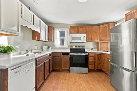 Tiny photo for 33 W Postal Avenue, Newark, OH 43055 (MLS # 226039866)