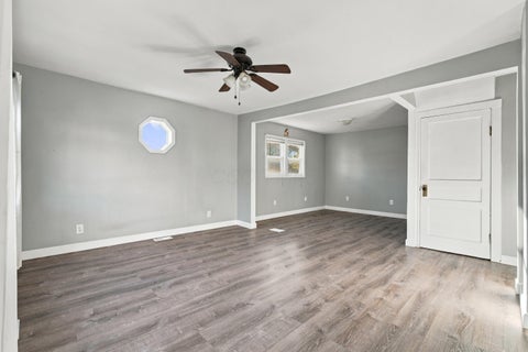 Tiny photo for 33 W Postal Avenue, Newark, OH 43055 (MLS # 226039866)
