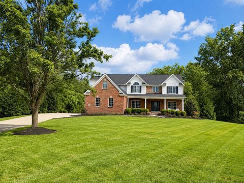 Photo of 6820 Ohio Canal Court NW, Canal Winchester, OH 43110 (MLS # 226023002)