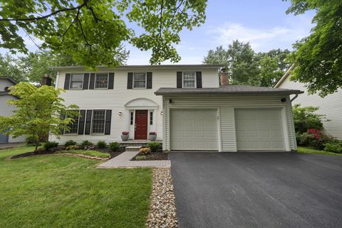 Photo of 2391 Fishinger Road, Columbus, OH 43221 (MLS # 226021219)