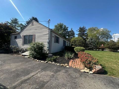 Tiny photo for 1301 Old Henderson Road, Columbus, OH 43220 (MLS # 226000758)