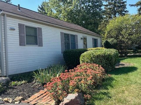 Tiny photo for 1301 Old Henderson Road, Columbus, OH 43220 (MLS # 226000758)