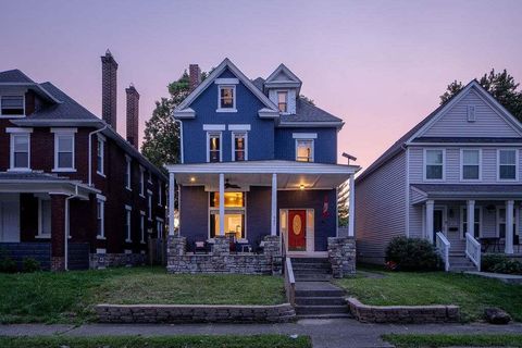 Photo of 907 S Champion Avenue, Columbus, OH 43206 (MLS # 226015094)