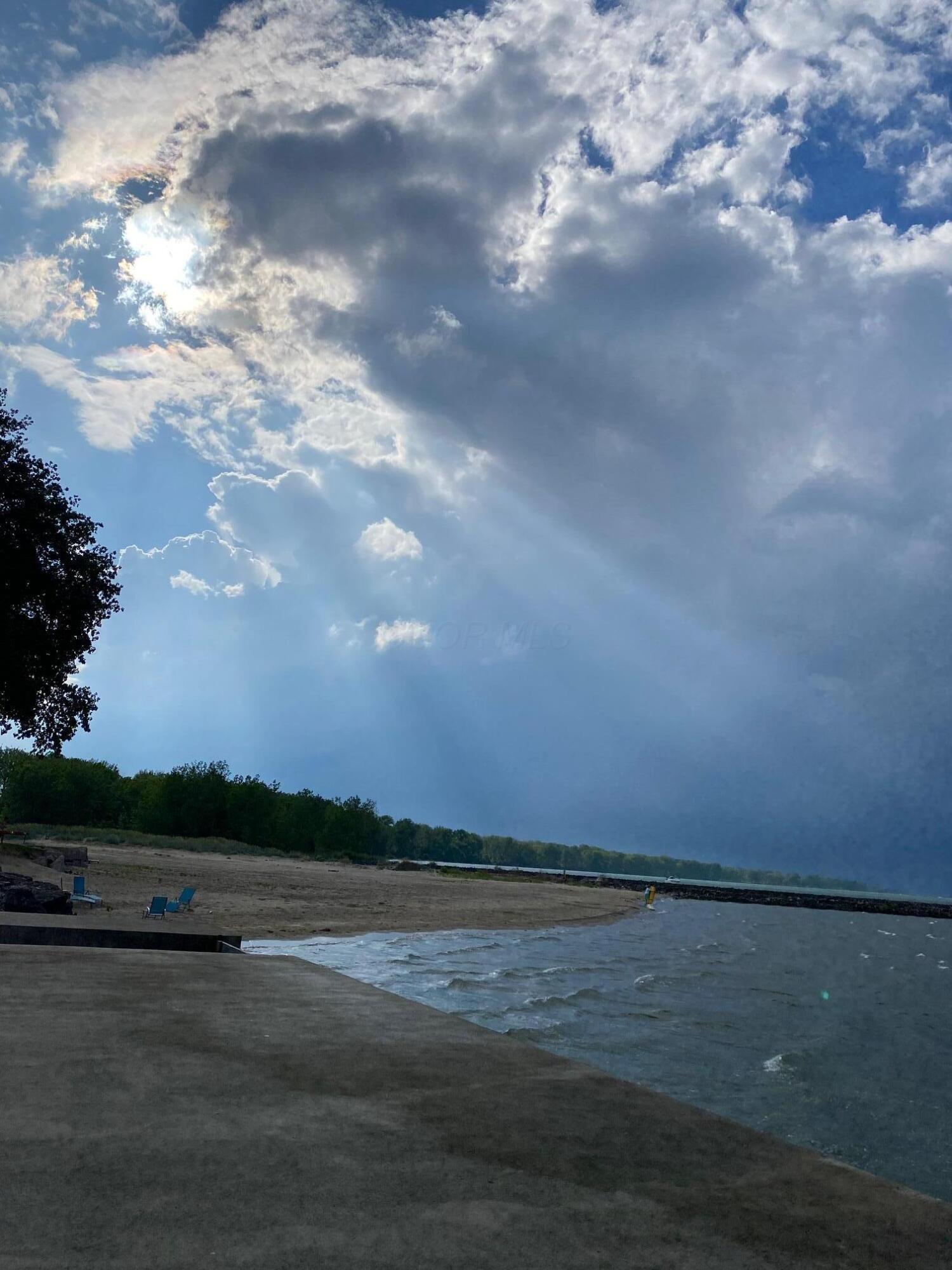 8183 E Lake Boulevard, Marblehead, Ohio image 10