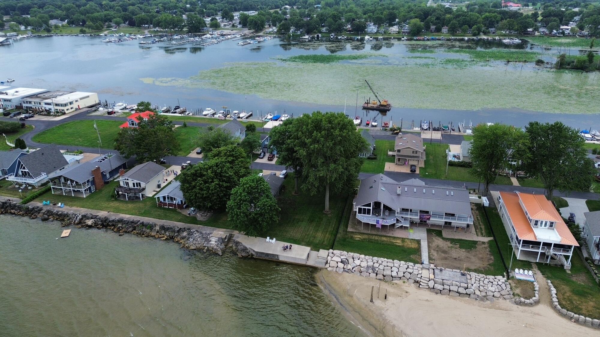 8183 E Lake Boulevard, Marblehead, Ohio image 3