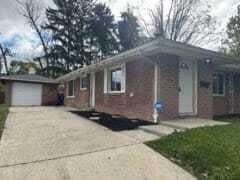Tiny photo for 550 S James Road, Columbus, OH 43213 (MLS # 226039858)