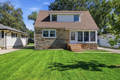 Photo of 308 Birch Road, Springfield, OH 45503 (MLS # 226036791)