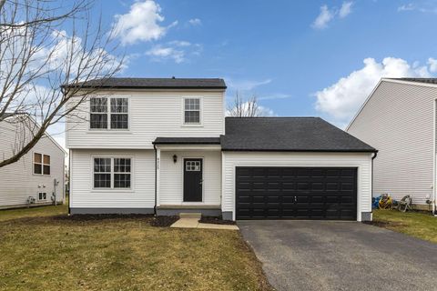 Photo of 4315 Shady Meadows Drive, Grove City, OH 43123 (MLS # 226001380)