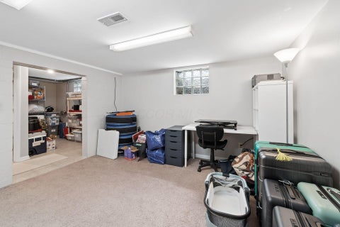 Tiny photo for 602 E Cooke Road, Columbus, OH 43214 (MLS # 226039359)