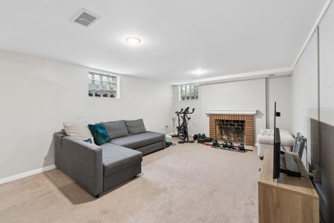 Tiny photo for 602 E Cooke Road, Columbus, OH 43214 (MLS # 226039359)