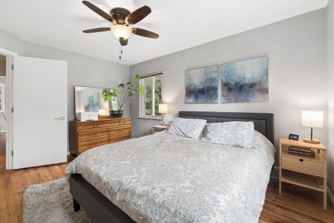 Tiny photo for 602 E Cooke Road, Columbus, OH 43214 (MLS # 226039359)