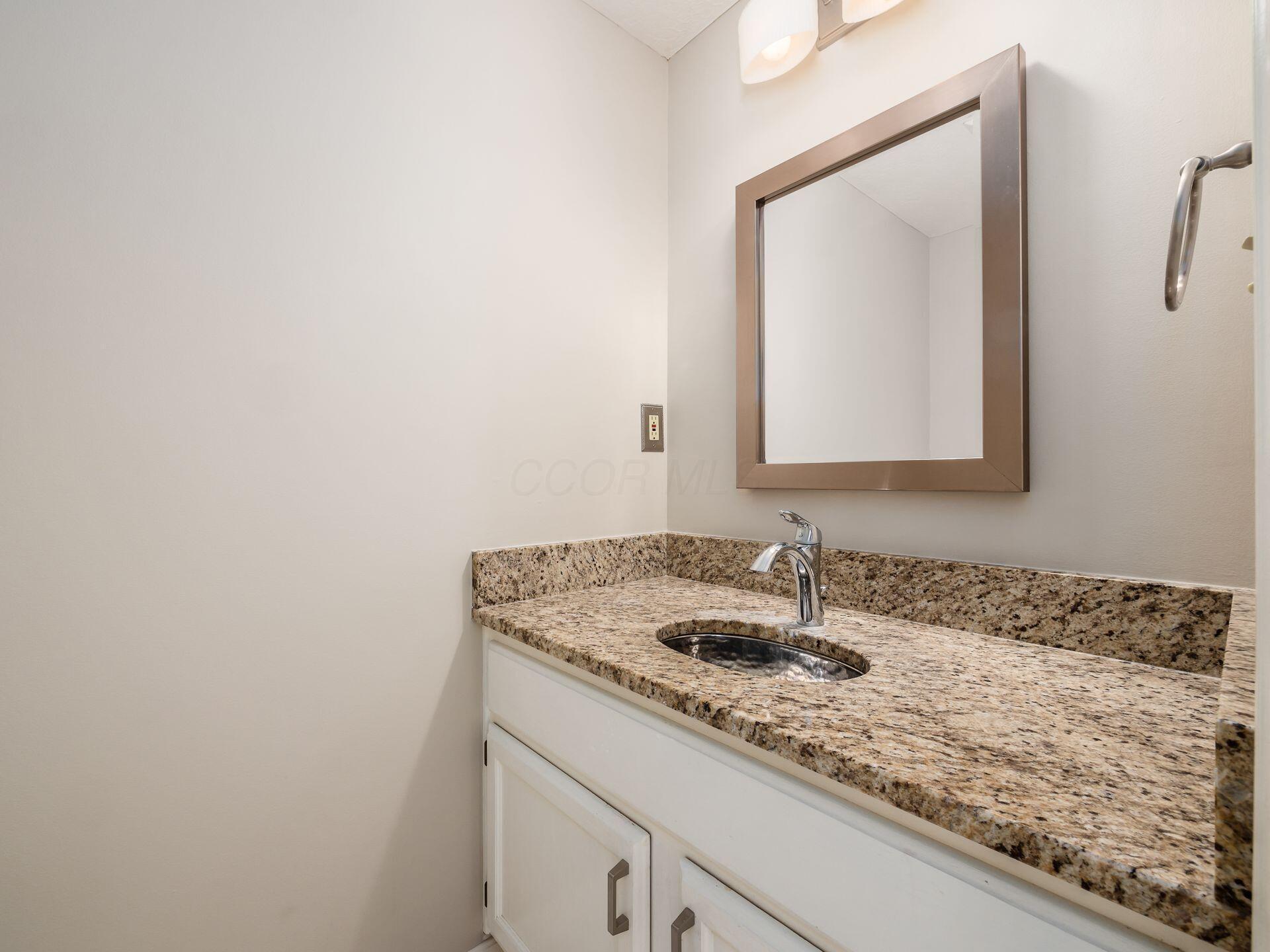 3580 Dockside Court, Hilliard, Ohio image 4
