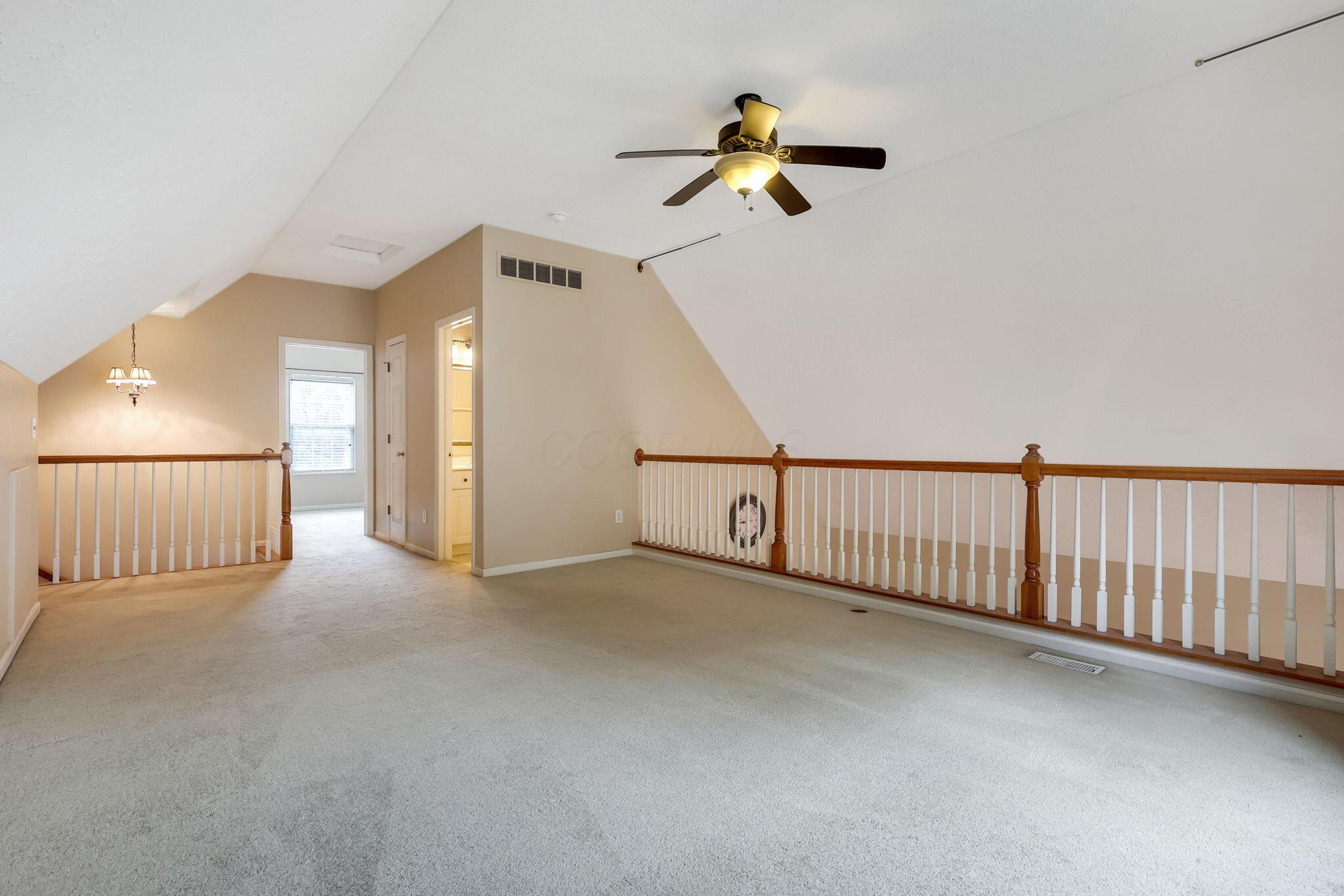 8442 Lazelle Village Drive, Lewis Center, Ohio image 30