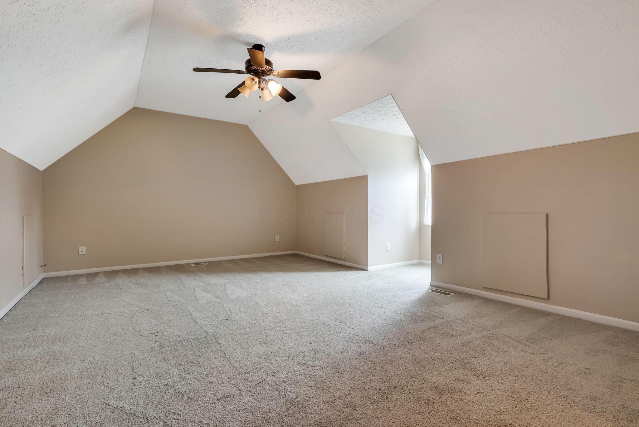 8442 Lazelle Village Drive, Lewis Center, Ohio image 35