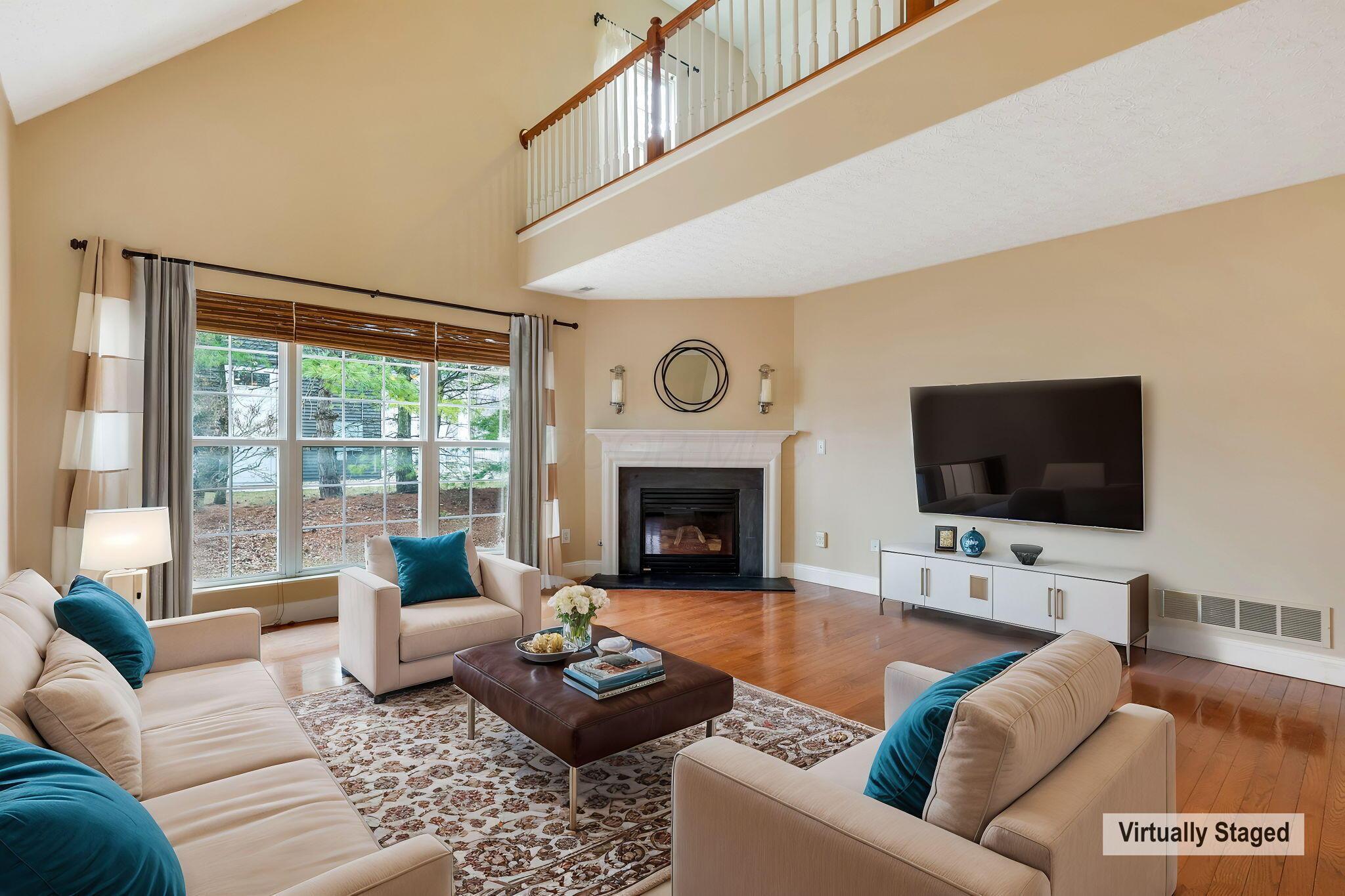 8442 Lazelle Village Drive, Lewis Center, Ohio image 4