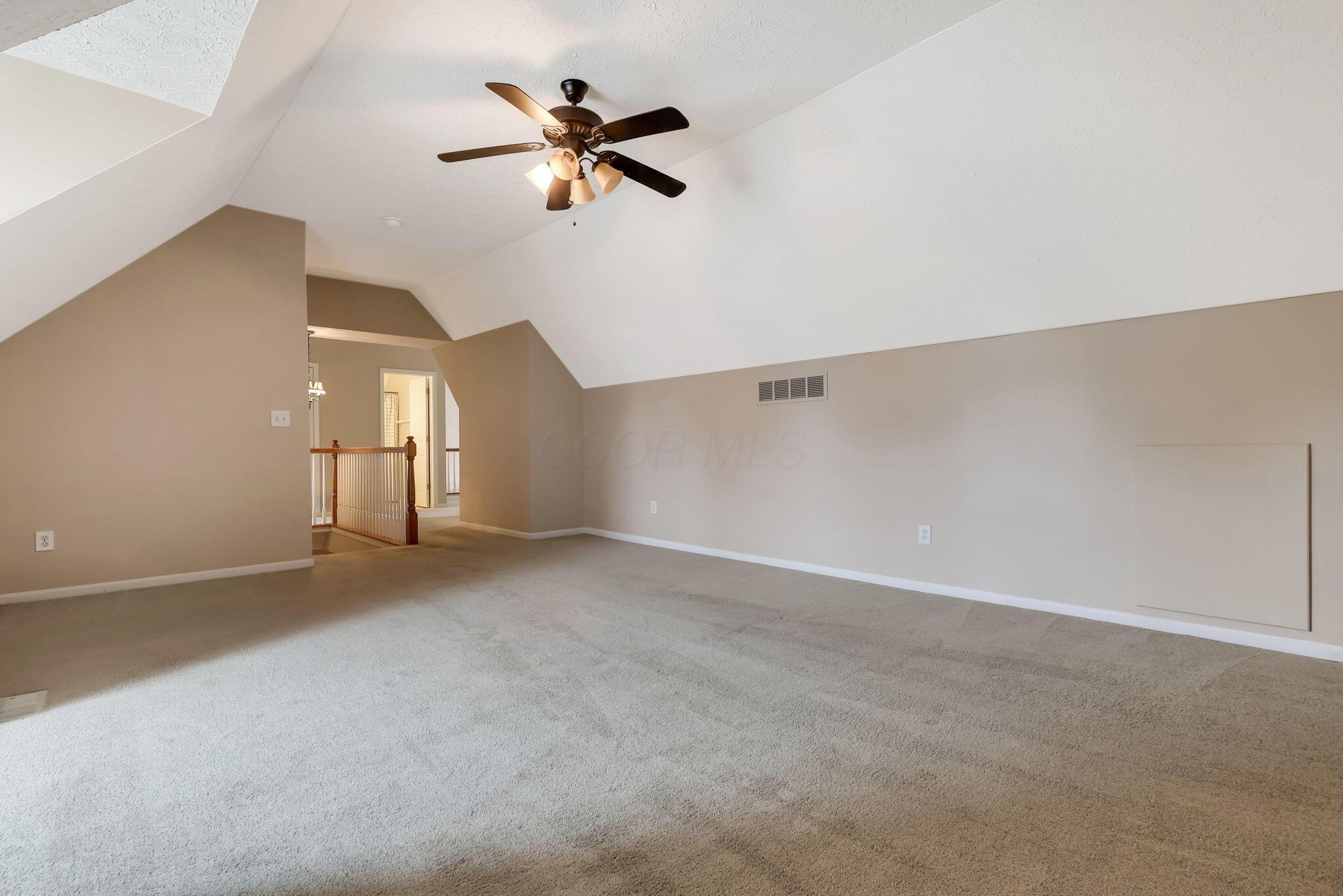 8442 Lazelle Village Drive, Lewis Center, Ohio image 36