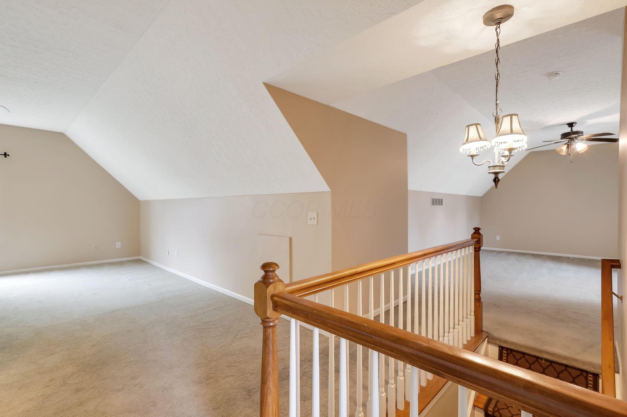 8442 Lazelle Village Drive, Lewis Center, Ohio image 29