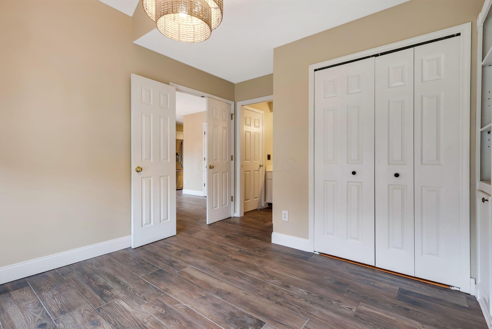 8442 Lazelle Village Drive, Lewis Center, Ohio image 17