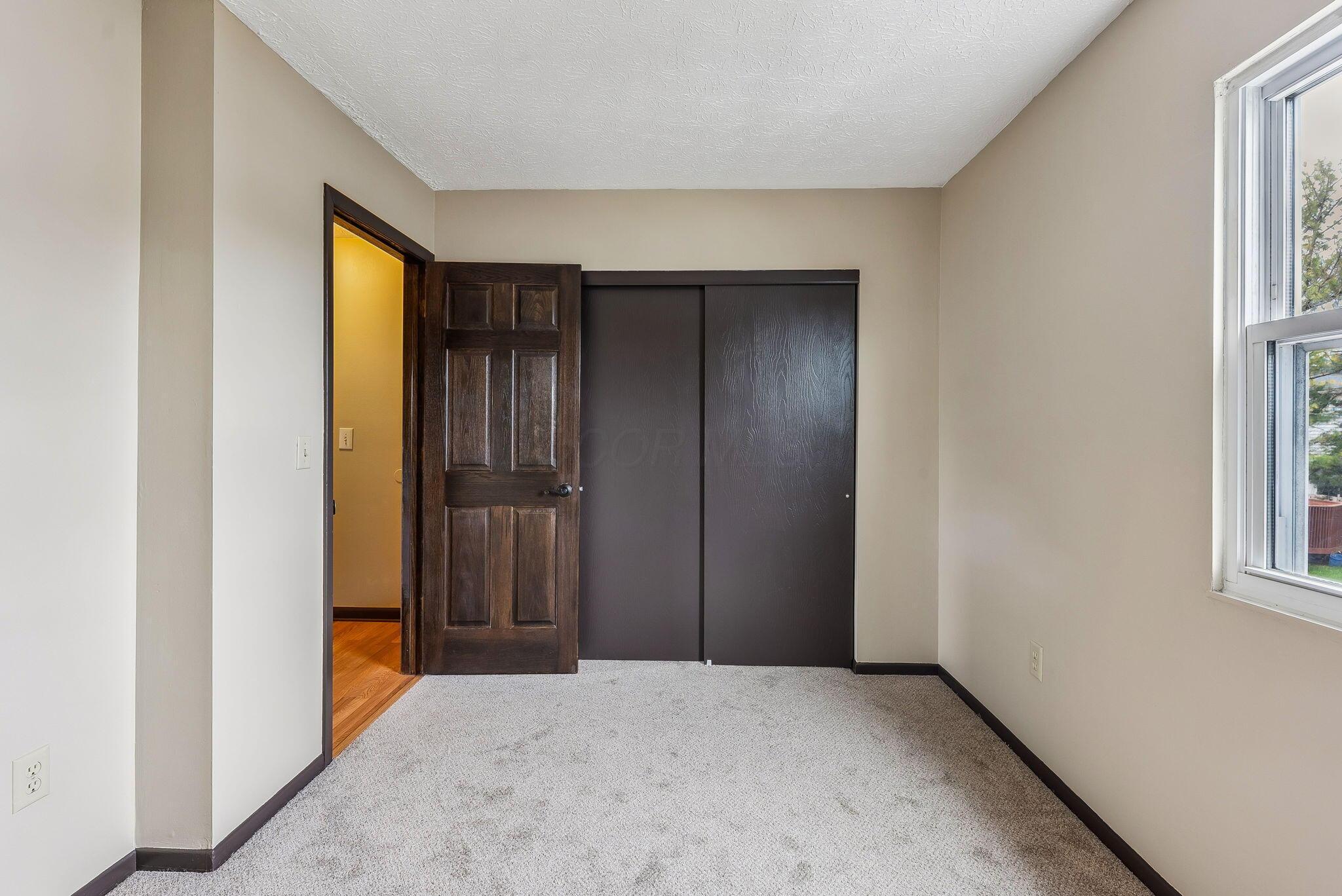 926 Worthington Woods Boulevard #16, Columbus, Ohio image 15
