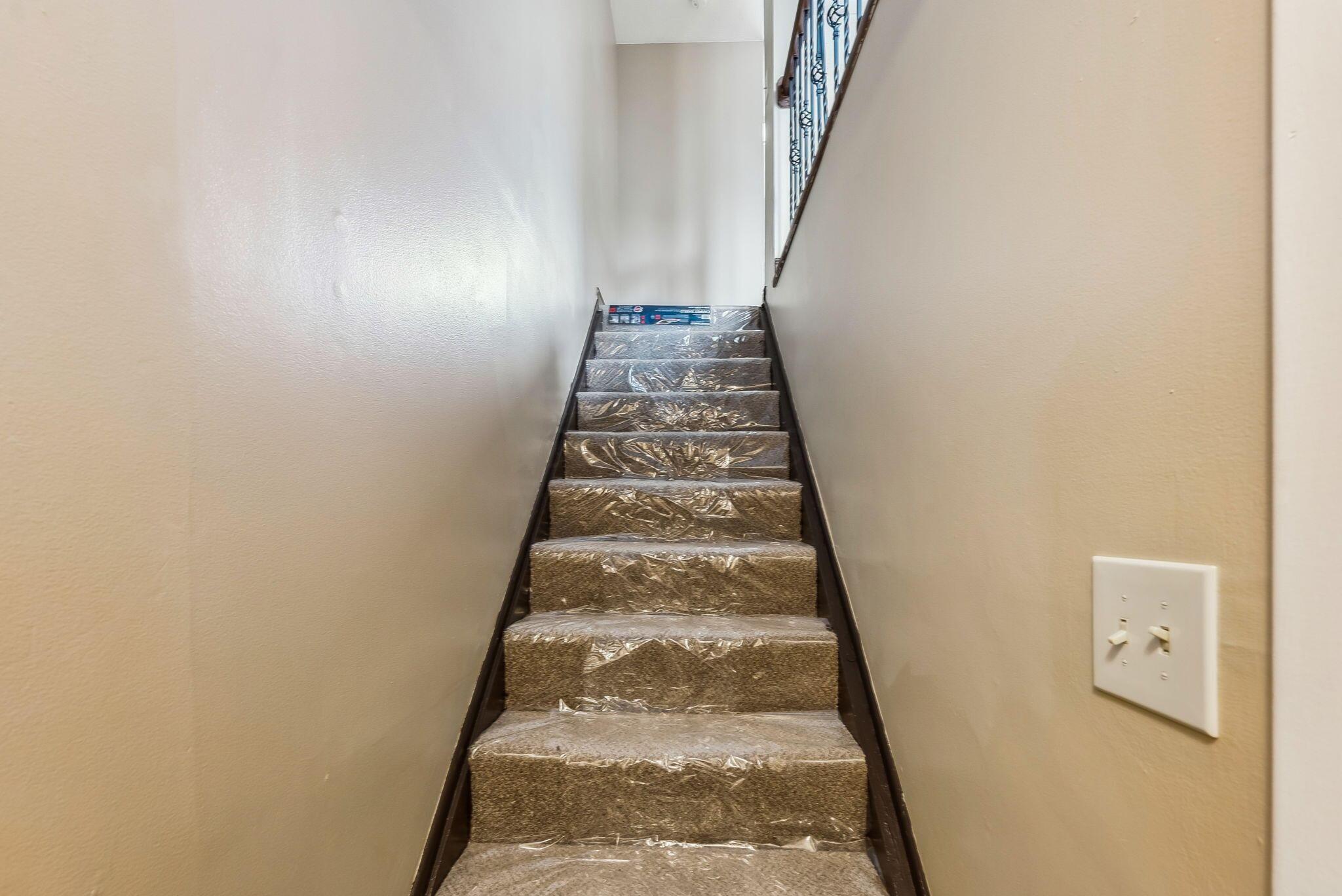 926 Worthington Woods Boulevard #16, Columbus, Ohio image 25