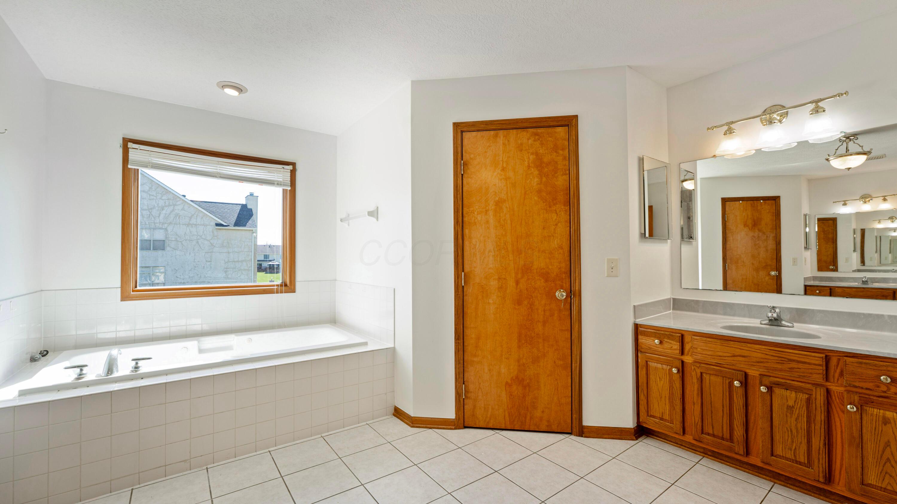8510 Morgan Street, Pickerington, Ohio image 32