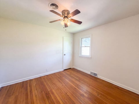 Tiny photo for 206 Bachmann Avenue, Newark, OH 43055 (MLS # 226036706)