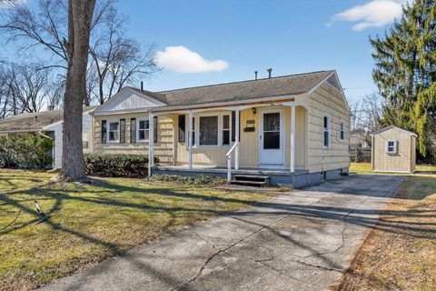 Photo of 1211 Shady Lane Road, Columbus, OH 43227 (MLS # 226006582)