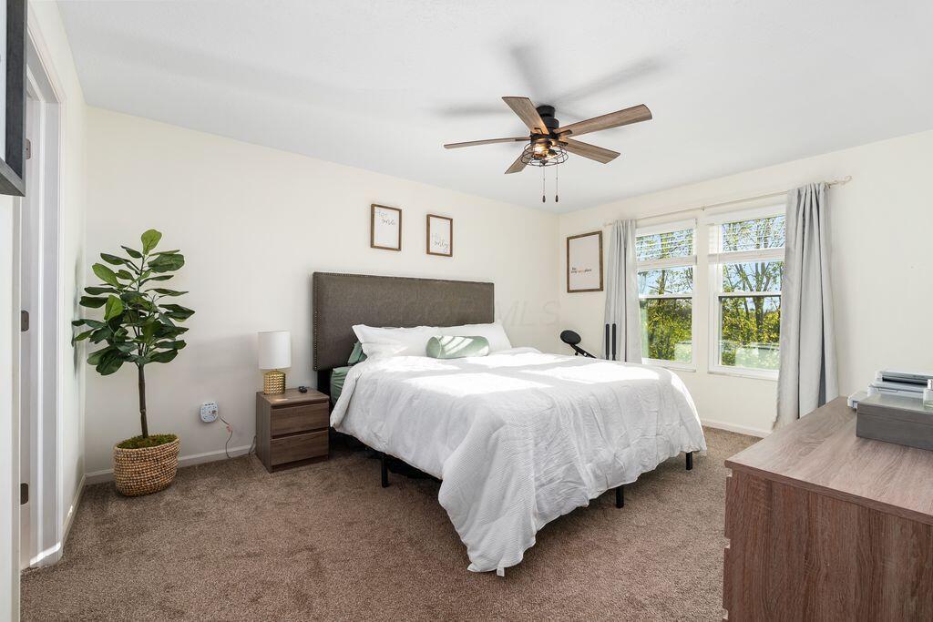 6081 Manshire Court, Galloway, Ohio image 32