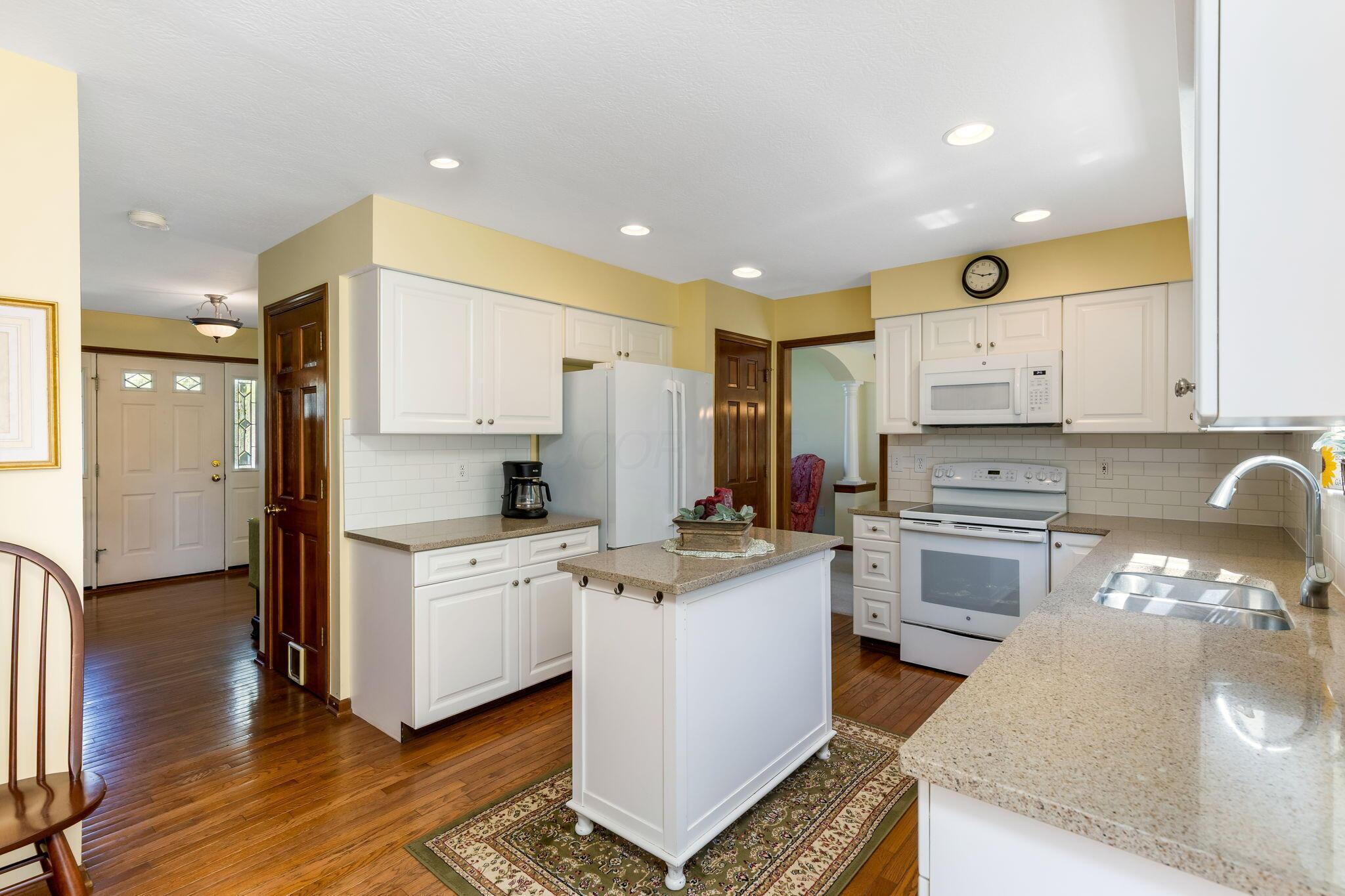 9025 Hialeah Court, Pickerington, Ohio image 26