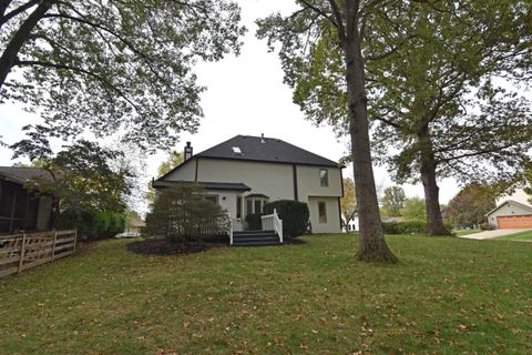 Tiny photo for 990 Venetian Way, Columbus, OH 43230 (MLS # 225040592)