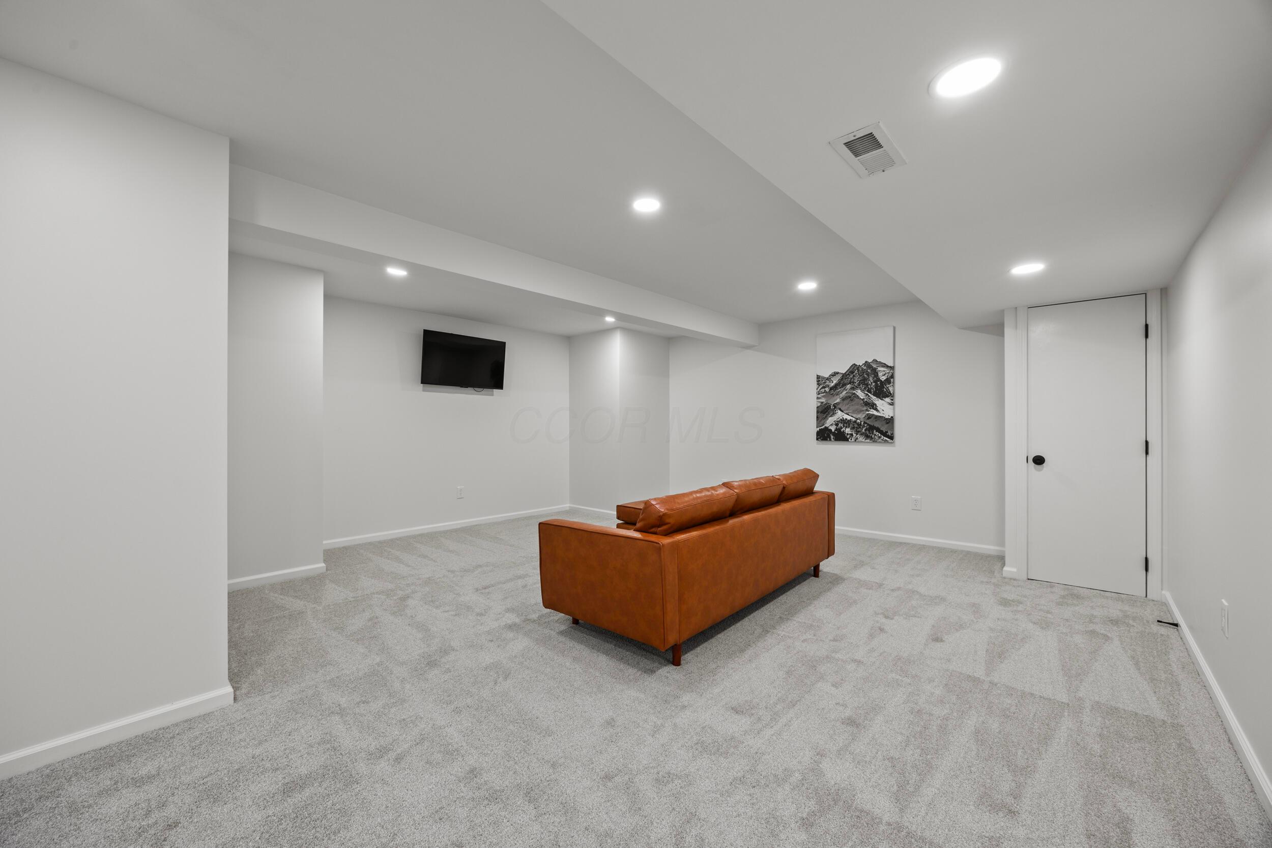 Columbus, Ohio 43230, United States, 4 Bedrooms Bedrooms, ,3 BathroomsBathrooms,Residential,Active,233878