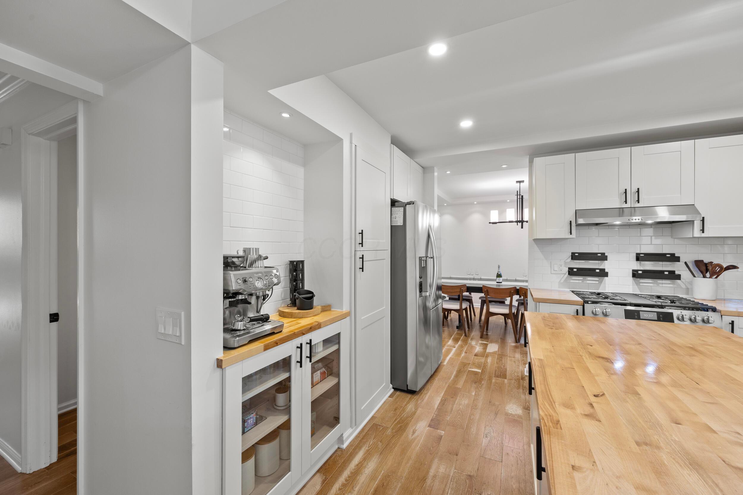 Columbus, Ohio 43230, United States, 4 Bedrooms Bedrooms, ,3 BathroomsBathrooms,Residential,Active,233878