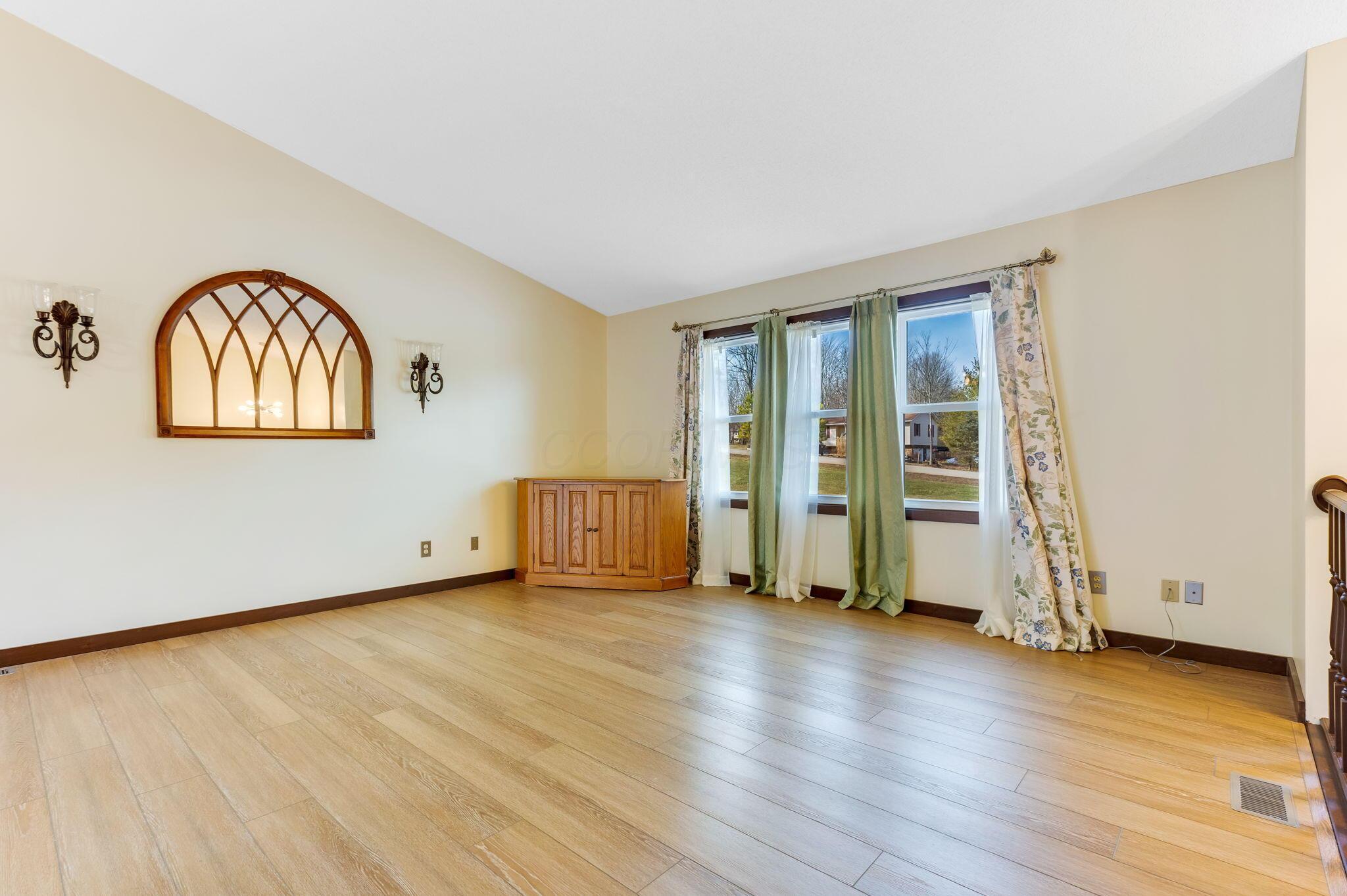 31443 Deerfield Drive, Logan, Ohio image 10