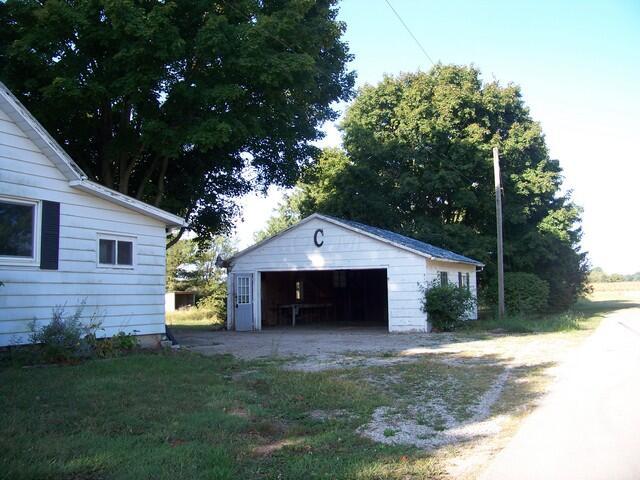 419 N Goodbread Street, Nevada, Ohio image 2