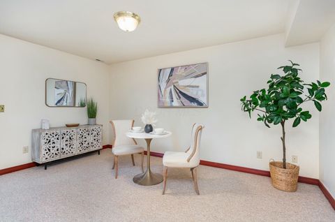 Tiny photo for 136 S Garfield Avenue, Columbus, OH 43205 (MLS # 226000347)